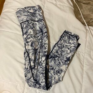 Lululemon Leggings Size 6